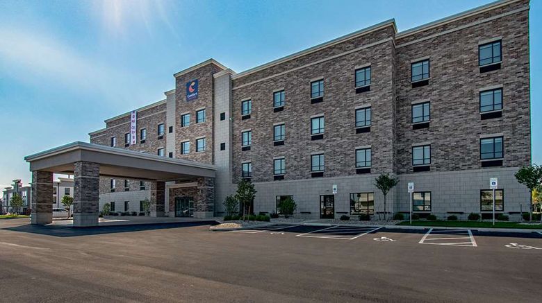 Comfort Suites Grove City Exterior. Images powered by <a href="https://iceportal.shijigroup.com" target="_blank" rel="noopener">Ice Portal</a>.