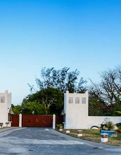 Jacaranda Indian Ocean Beach Resort