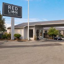 Red Lion Inn & Suites Grants Pass