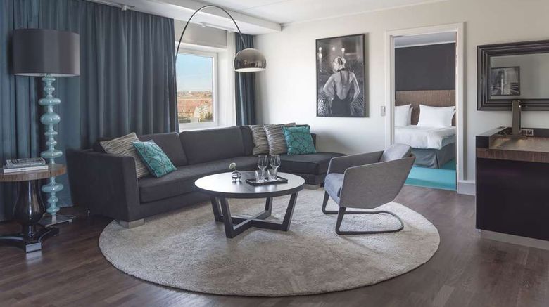 <b>Radisson Blu Scandinavia Hotel Suite</b>. Images powered by <a href="https://iceportal.shijigroup.com/" title="IcePortal" target="_blank">IcePortal</a>.