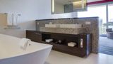 <b>Radisson Blu Media Harbour Hotel Suite</b>. Images powered by <a href="https://iceportal.shijigroup.com/" title="IcePortal" target="_blank">IcePortal</a>.