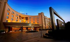 Radisson Blu Plaza Delhi Airport