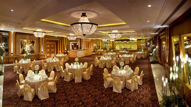 <b>Radisson Blu Hotel Noida Ballroom</b>. Images powered by <a href="https://iceportal.shijigroup.com/" title="IcePortal" target="_blank">IcePortal</a>.