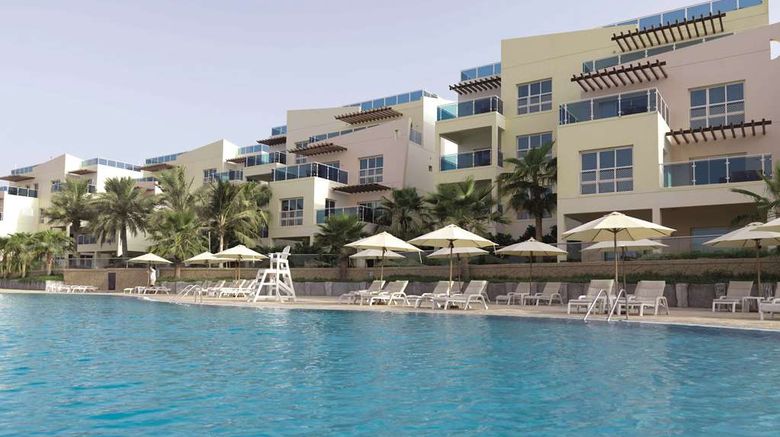 <b>Radisson Blu Resort Fujairah Pool</b>. Images powered by <a href="https://iceportal.shijigroup.com/" title="IcePortal" target="_blank">IcePortal</a>.