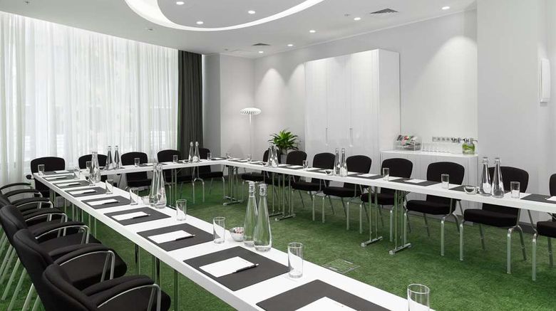 <b>Radisson Blu Hotel Sheremetyevo Airport Meeting</b>. Images powered by <a href="https://iceportal.shijigroup.com/" title="IcePortal" target="_blank">IcePortal</a>.