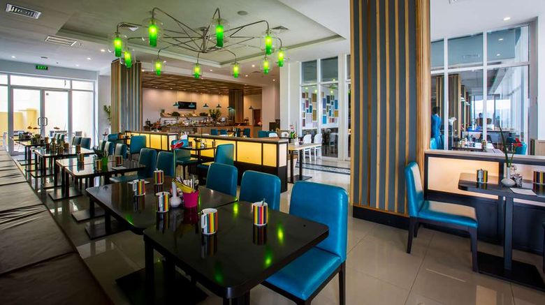 <b>Park Inn by Radisson Kigali Restaurant</b>. Images powered by <a href="https://iceportal.shijigroup.com/" title="IcePortal" target="_blank">IcePortal</a>.