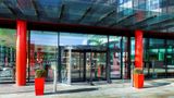 <b>Park Inn by Radisson Manchester Exterior</b>. Images powered by <a href="https://iceportal.shijigroup.com/" title="IcePortal" target="_blank">IcePortal</a>.