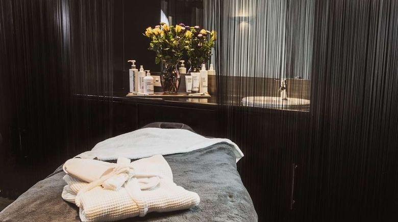<b>Park Inn by Radisson Manchester Spa</b>. Images powered by <a href="https://iceportal.shijigroup.com/" title="IcePortal" target="_blank">IcePortal</a>.