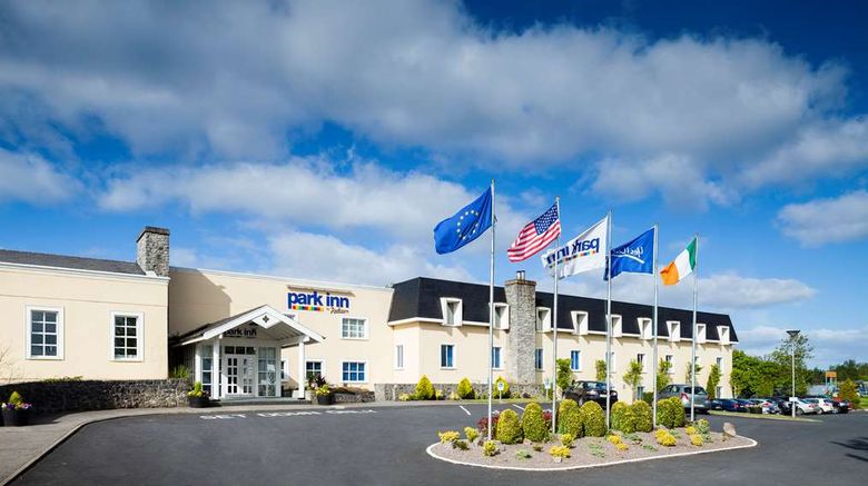 <b>Park Inn Hotel Shannon Airport Exterior</b>. Images powered by <a href="https://iceportal.shijigroup.com/" title="IcePortal" target="_blank">IcePortal</a>.