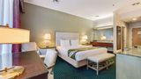 <b>Quality Inn & Suites Winter Haven Room</b>. Images powered by <a href="https://iceportal.shijigroup.com/" title="IcePortal" target="_blank">IcePortal</a>.