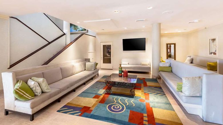 <b>Quality Inn & Suites Winter Haven Lobby</b>. Images powered by <a href="https://iceportal.shijigroup.com/" title="IcePortal" target="_blank">IcePortal</a>.
