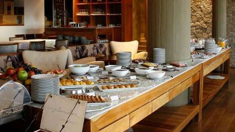 <b>Esplendor By Wyndham El Calafate Restaurant</b>. Images powered by <a href="https://iceportal.shijigroup.com/" title="IcePortal" target="_blank">IcePortal</a>.