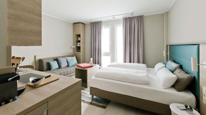 <b>ANA Living Stuttgart by Arthotel ANA Room</b>. Images powered by <a href="https://iceportal.shijigroup.com/" title="IcePortal" target="_blank">IcePortal</a>.
