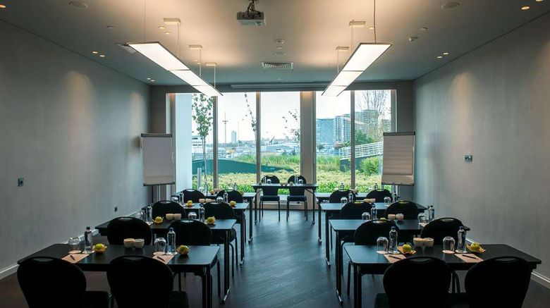 <b>Radisson Blu Hotel, Istanbul Ottomare Meeting</b>. Images powered by <a href="https://iceportal.shijigroup.com/" title="IcePortal" target="_blank">IcePortal</a>.