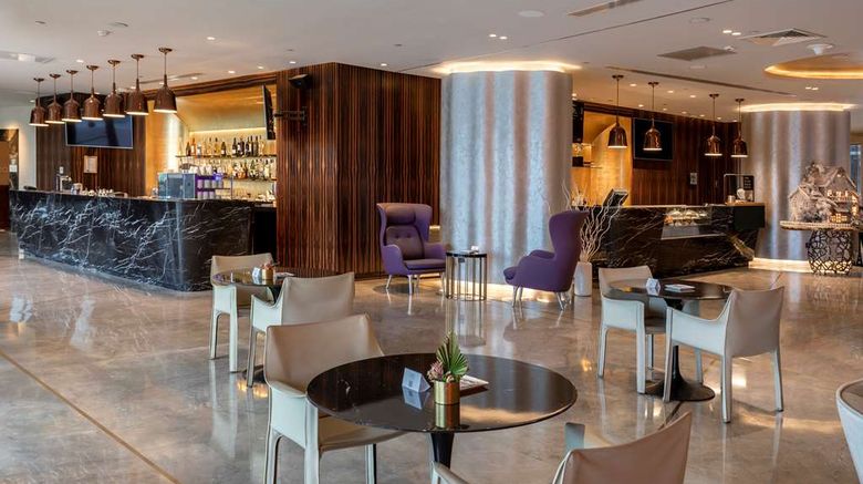 <b>Radisson Blu Hotel, Istanbul Ottomare Lobby</b>. Images powered by <a href="https://iceportal.shijigroup.com/" title="IcePortal" target="_blank">IcePortal</a>.