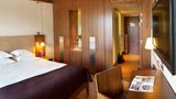 Radisson Blu Hotel Champs Elysees Room