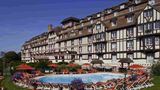 <b>Hotel du Golf Barriere Pool</b>. Images powered by <a href="https://iceportal.shijigroup.com/" title="IcePortal" target="_blank">IcePortal</a>.