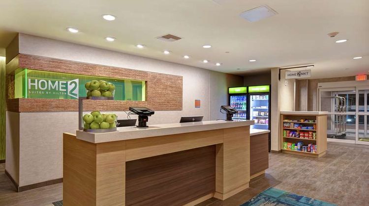 Home2 Suites by Hilton Harvey Lobby
