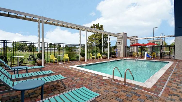 Home2 Suites by Hilton Harvey Pool