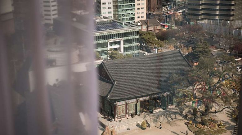 <b>Shilla Stay Gwanghwamun Room</b>. Images powered by <a href="https://iceportal.shijigroup.com/" title="IcePortal" target="_blank">IcePortal</a>.