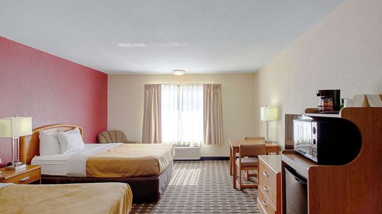 <b>Econo Lodge Inn & Suites Wisconsin Dells Room</b>. Images powered by <a href="https://iceportal.shijigroup.com/" title="IcePortal" target="_blank">IcePortal</a>.