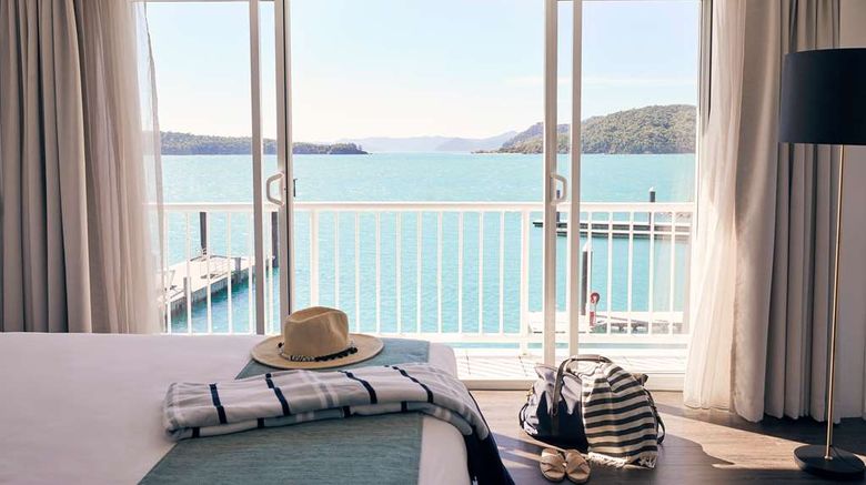 <b>Daydream Island Resort Room</b>. Images powered by <a href="https://iceportal.shijigroup.com/" title="IcePortal" target="_blank">IcePortal</a>.