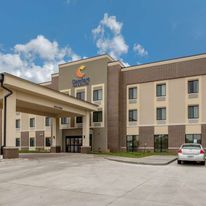 Comfort Inn & Suites ISU