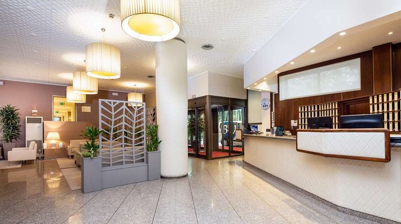 <b>Best Western Air Hotel Linate Lobby</b>. Images powered by <a href="https://iceportal.shijigroup.com/" title="IcePortal" target="_blank">IcePortal</a>.