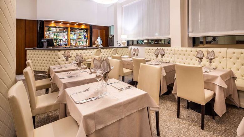 <b>Best Western Air Hotel Linate Restaurant</b>. Images powered by <a href="https://iceportal.shijigroup.com/" title="IcePortal" target="_blank">IcePortal</a>.