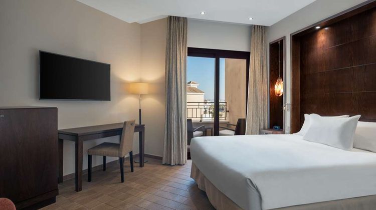 DoubleTree by Hilton La Torre Golf & Spa Room