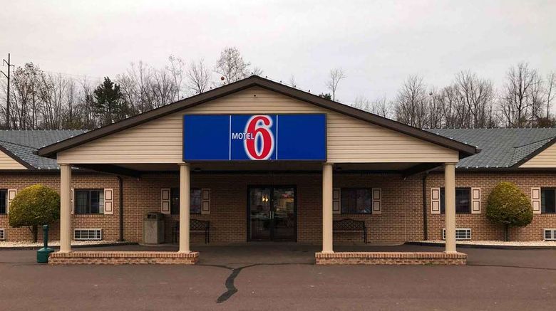 Motel 6 Bloomsburg Exterior. Images powered by <a href="https://iceportal.shijigroup.com" target="_blank" rel="noopener">Ice Portal</a>.