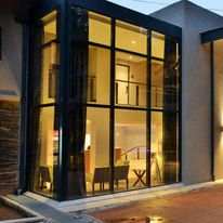 Sani Pass Hotel