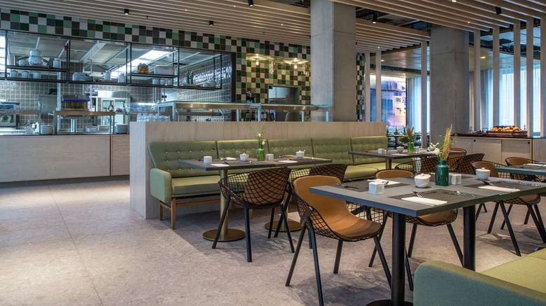 <b>Hilton Garden Inn Mannheim Restaurant</b>. Images powered by <a href="https://iceportal.shijigroup.com/" title="IcePortal" target="_blank">IcePortal</a>.
