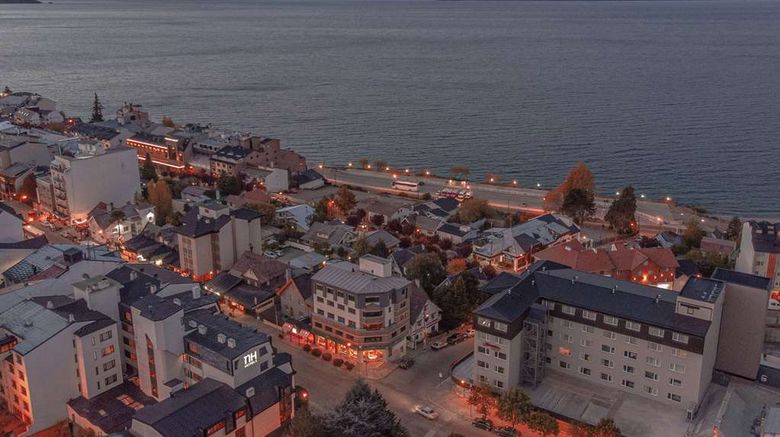 <b>Hampton By Hilton Bariloche Exterior</b>. Images powered by <a href="https://iceportal.shijigroup.com/" title="IcePortal" target="_blank">IcePortal</a>.