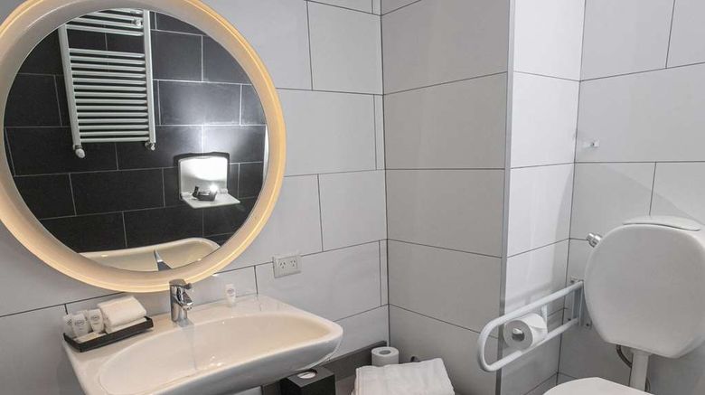 <b>Hampton By Hilton Bariloche Room</b>. Images powered by <a href="https://iceportal.shijigroup.com/" title="IcePortal" target="_blank">IcePortal</a>.