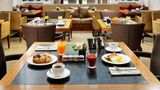 <b>Milan Suite Hotel Restaurant</b>. Images powered by <a href="https://iceportal.shijigroup.com/" title="IcePortal" target="_blank">IcePortal</a>.