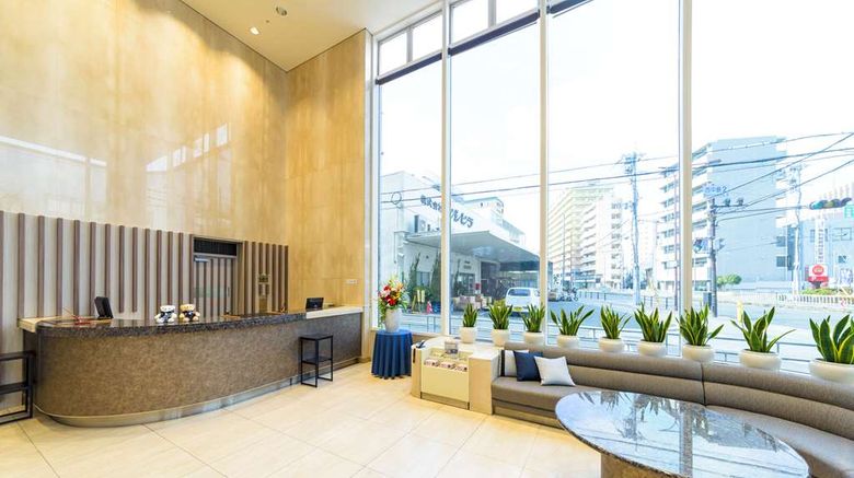 <b>SureStay Plus Hotel by BW Shin Osaka Lobby</b>. Images powered by <a href="https://iceportal.shijigroup.com/" title="IcePortal" target="_blank">IcePortal</a>.