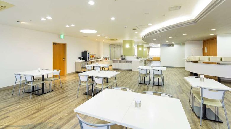 <b>SureStay Plus Hotel by BW Shin Osaka Restaurant</b>. Images powered by <a href="https://iceportal.shijigroup.com/" title="IcePortal" target="_blank">IcePortal</a>.