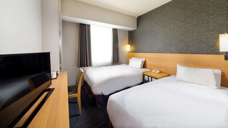 <b>SureStay Plus Hotel by BW Shin Osaka Room</b>. Images powered by <a href="https://iceportal.shijigroup.com/" title="IcePortal" target="_blank">IcePortal</a>.