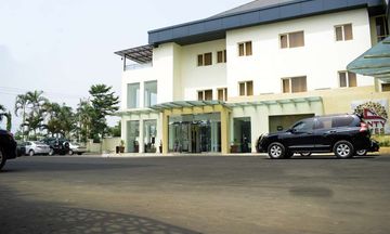 Monty Suites & Golf Uyo