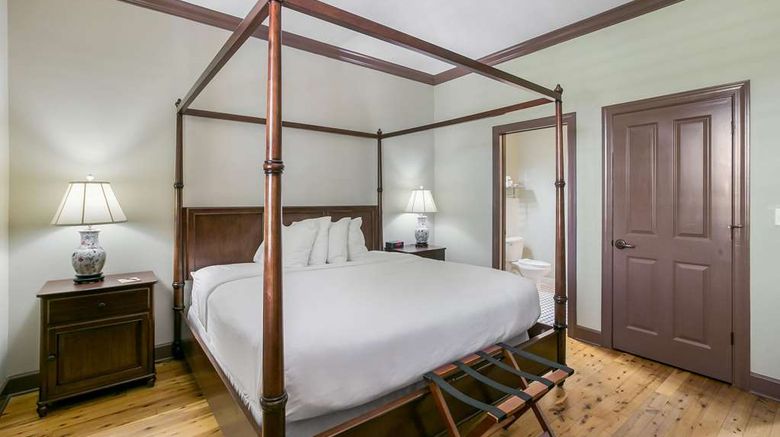 <b>Water Street Hotel & Marina, Ascend Coll Room</b>. Images powered by <a href="https://iceportal.shijigroup.com/" title="IcePortal" target="_blank">IcePortal</a>.