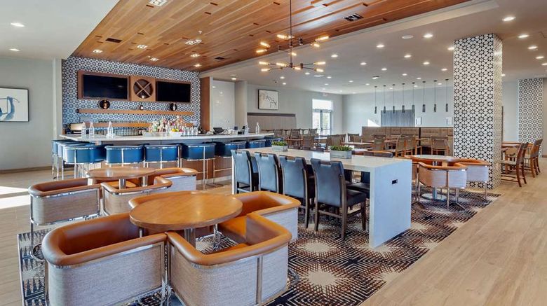 <b>Cambria Hotel Dallas/Richardson Restaurant</b>. Images powered by <a href="https://iceportal.shijigroup.com/" title="IcePortal" target="_blank">IcePortal</a>.