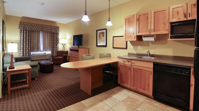 <b>Hawthorn Suites by Wyndham Minot Room</b>. Images powered by <a href="https://iceportal.shijigroup.com/" title="IcePortal" target="_blank">IcePortal</a>.