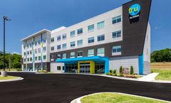 Tru by Hilton Seneca Clemson