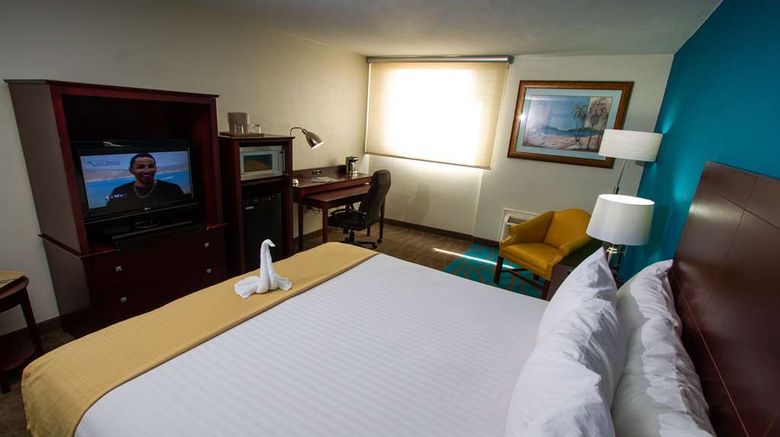 <b>Caribe Hotel Room</b>. Images powered by <a href="https://iceportal.shijigroup.com/" title="IcePortal" target="_blank">IcePortal</a>.