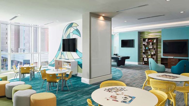 <b>Hilton Grand Vacations Ocean Enclave Recreation</b>. Images powered by <a href="https://iceportal.shijigroup.com/" title="IcePortal" target="_blank">IcePortal</a>.