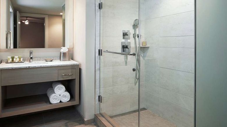 <b>Hilton Grand Vacations Ocean Enclave Room</b>. Images powered by <a href="https://iceportal.shijigroup.com/" title="IcePortal" target="_blank">IcePortal</a>.