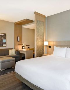 Hyatt Place Fresno