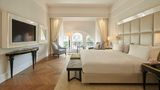 <b>Parisi Udvar Hotel Budapest Suite</b>. Images powered by <a href="https://iceportal.shijigroup.com/" title="IcePortal" target="_blank">IcePortal</a>.