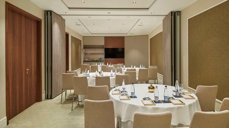 <b>Parisi Udvar Hotel Budapest Meeting</b>. Images powered by <a href="https://iceportal.shijigroup.com/" title="IcePortal" target="_blank">IcePortal</a>.